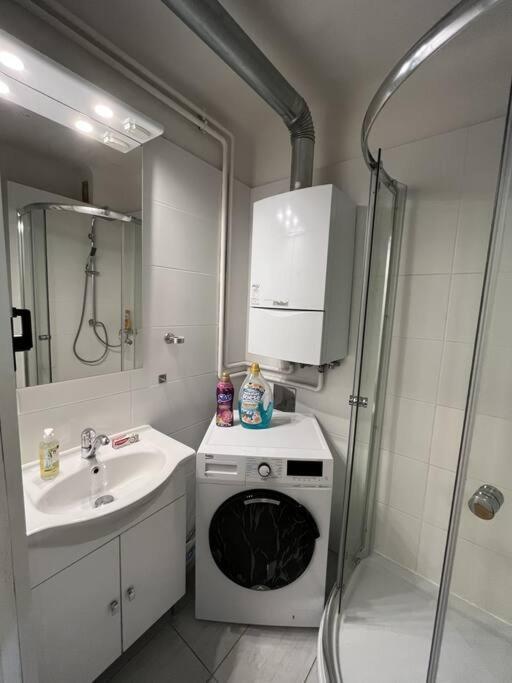 *Luxurious And Spacious Family Apartment* Bécs Kültér fotó